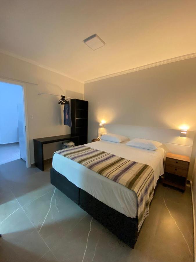 Flat - Acomoda Ate 4 Hospedes - Bairro Do Gonzaga - Santos Sp Εξωτερικό φωτογραφία