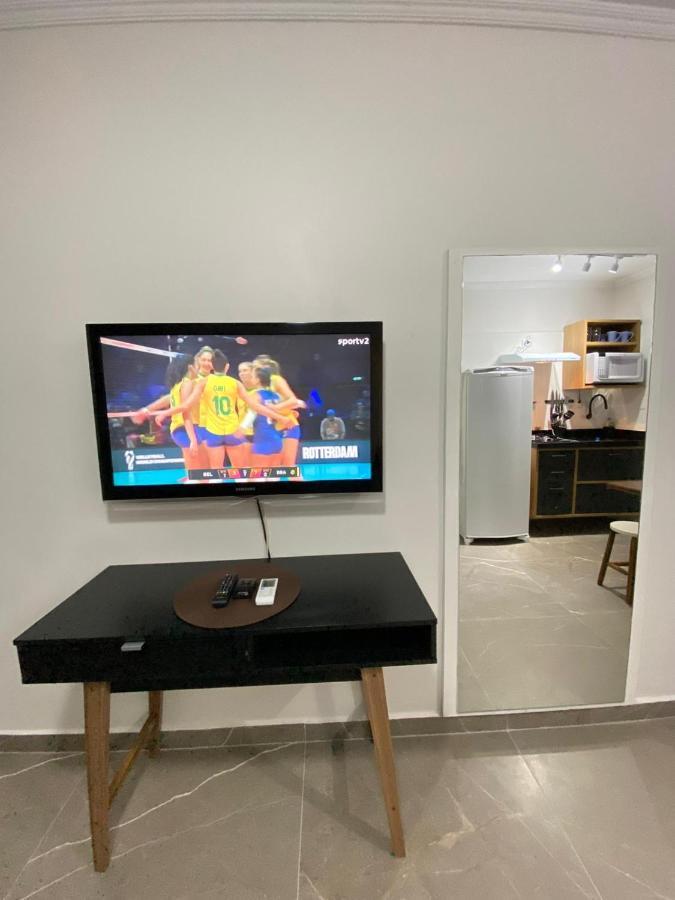 Flat - Acomoda Ate 4 Hospedes - Bairro Do Gonzaga - Santos Sp Εξωτερικό φωτογραφία