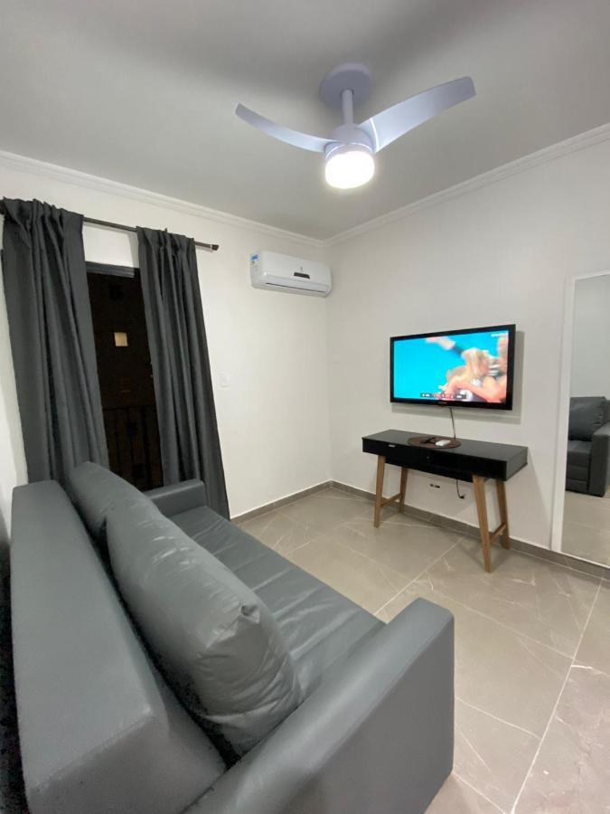 Flat - Acomoda Ate 4 Hospedes - Bairro Do Gonzaga - Santos Sp Εξωτερικό φωτογραφία