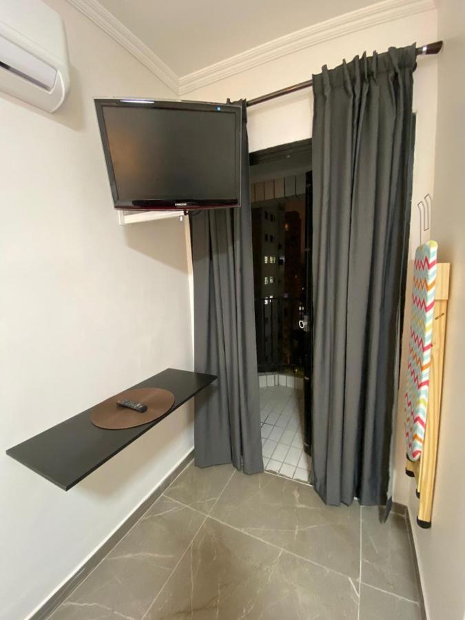 Flat - Acomoda Ate 4 Hospedes - Bairro Do Gonzaga - Santos Sp Εξωτερικό φωτογραφία